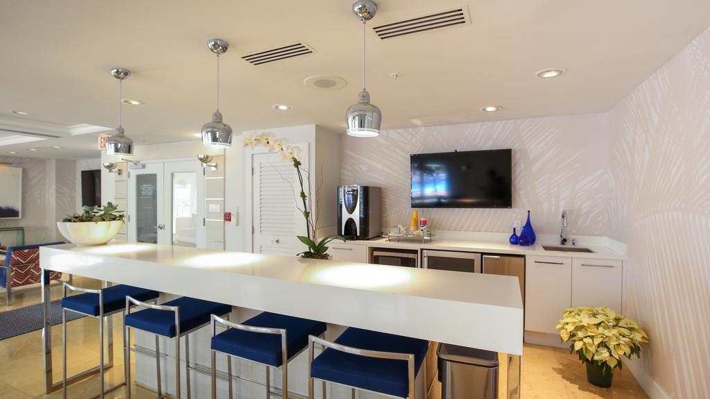 Pelicanstay In Coral Gables Miami Extérieur photo